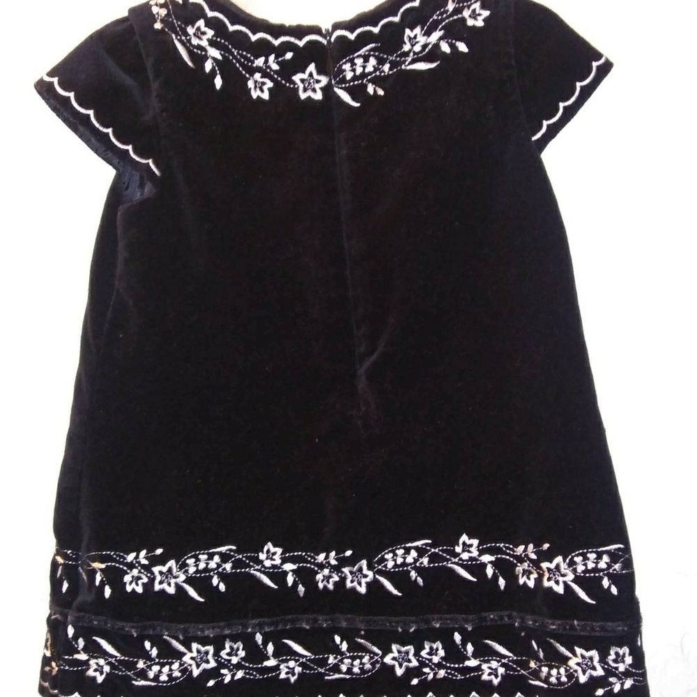 NWOT Old Navy toddler dress size 6-12m black